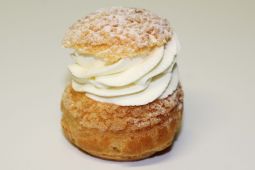 Chou Chantilly